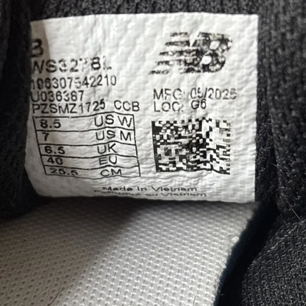 New Balance 327 Black White Retro Running Sneakers Women’s Size 8.5 - Picture 16 of 16